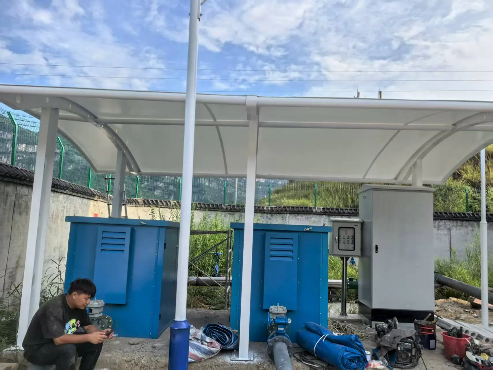 贵州册亨膜结构棚怎么选？多雨高湿山区，避开低价铁皮棚与劣质膜材坑